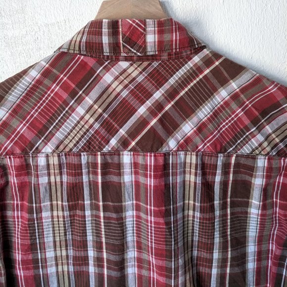 Billabong Red Brown Plaid Short Sleeve Buttondown - Picture 5 of 8